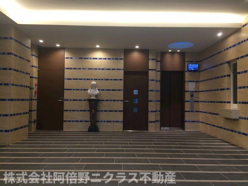 セイワパレス玉造駅前のロビー