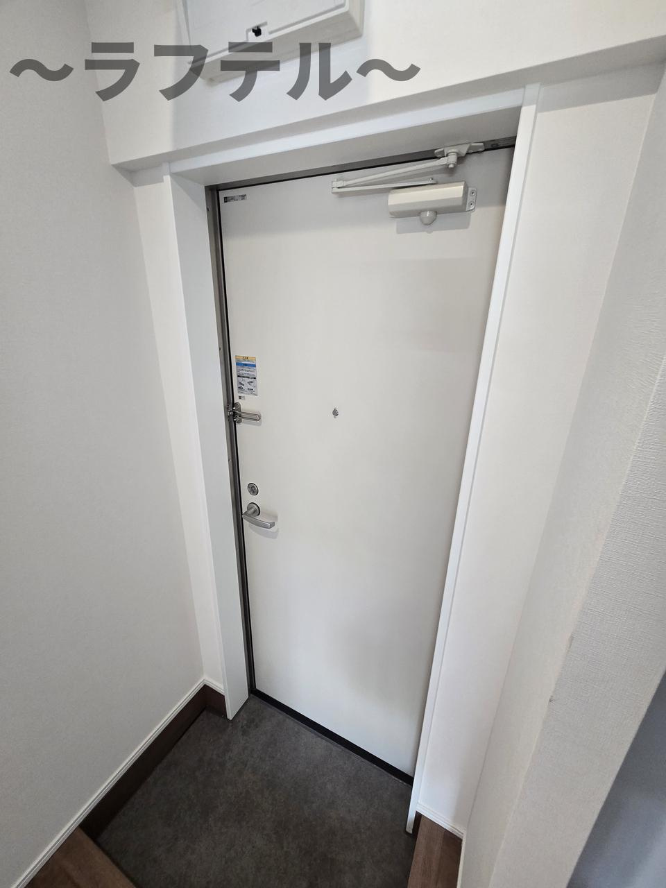 ヨーク所沢Ⅱの玄関