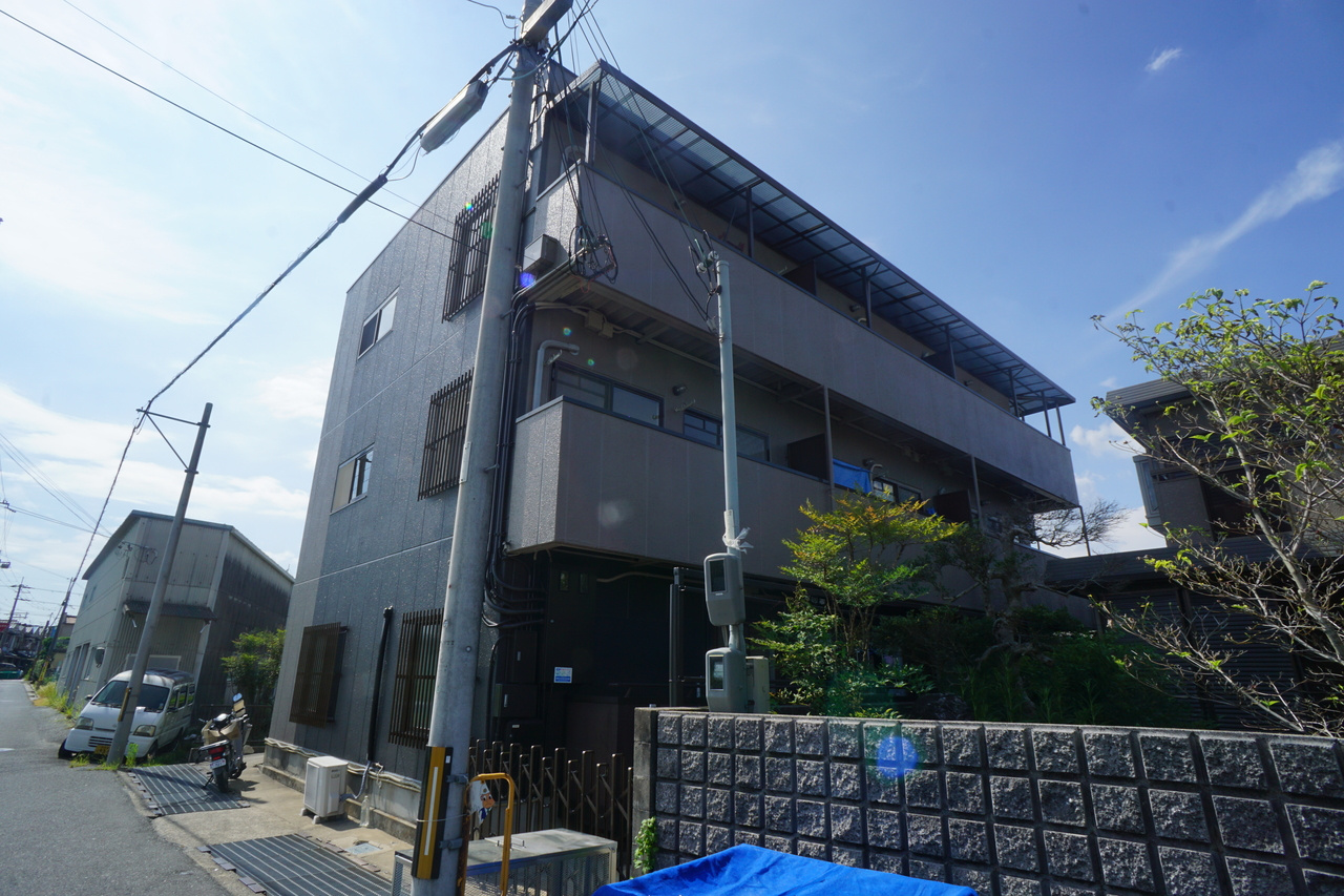 パレシャルム郡山の駐車場