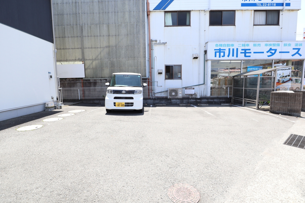 プロスパーの駐車場