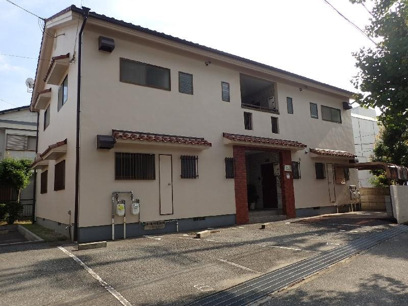 ミツモト上大市ハイツの外観