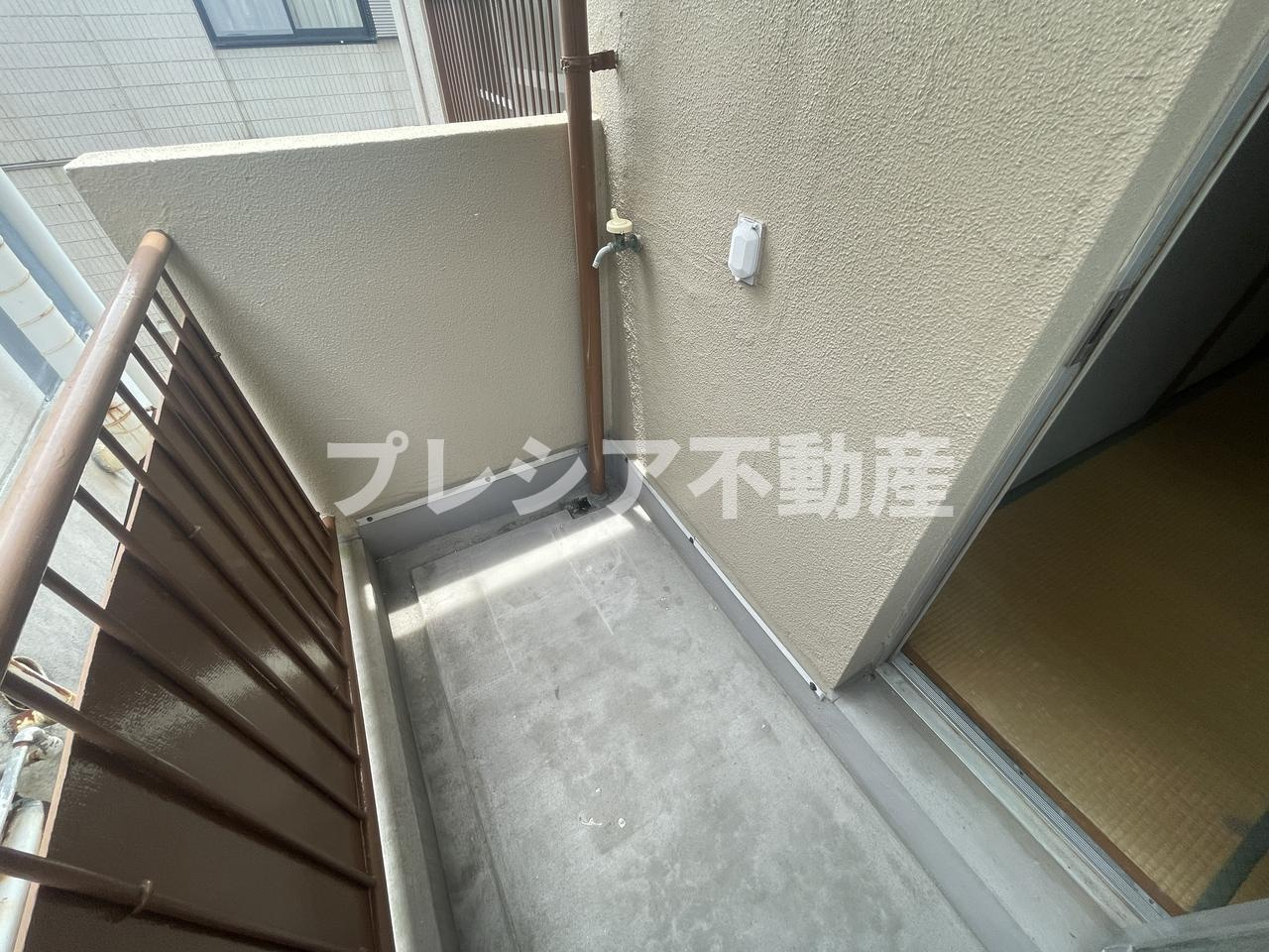 青葉ハイツのバルコニー