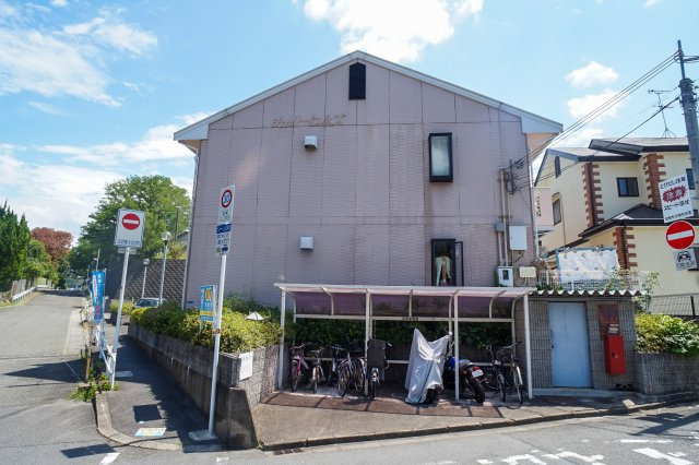 チェリーヒルズの外観