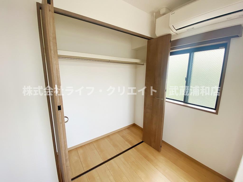 ブランシュ上の台の収納