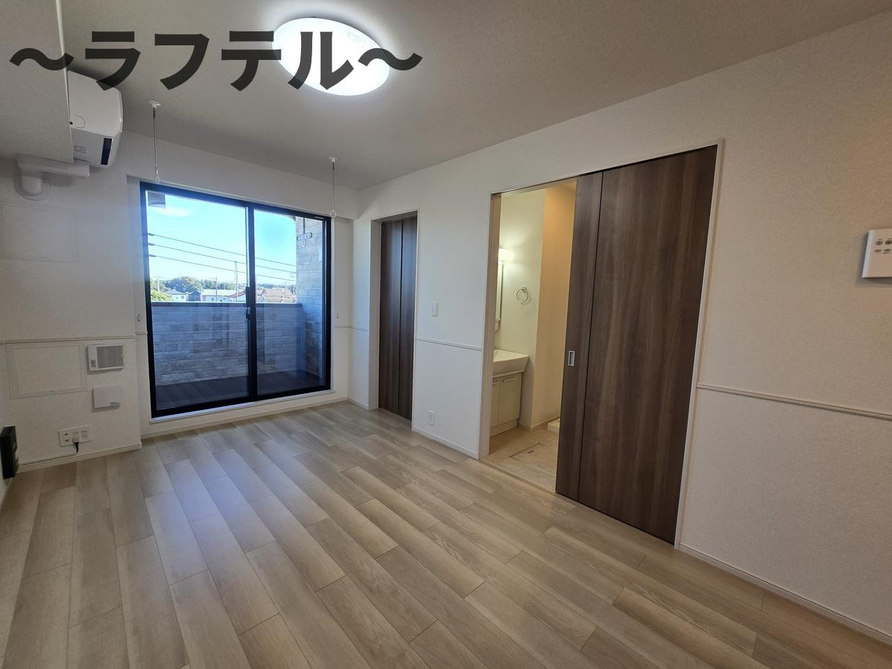 ヒカルサ狭山の居間・リビング|同メーカー施工　別部屋イメージ写真