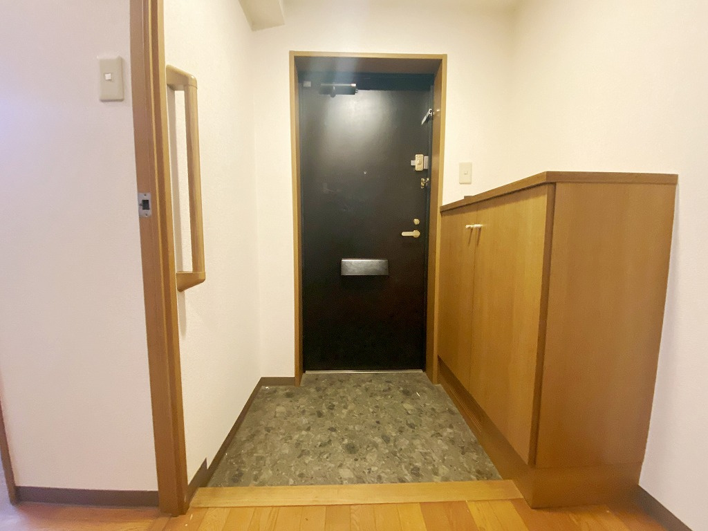 メゾンドクレールの玄関|別号室の参考写真です。