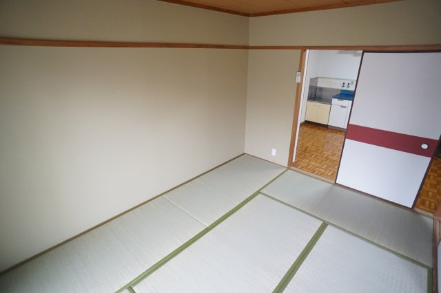 ハイツ小嶋の和室