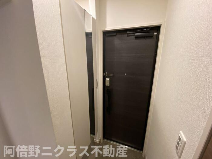 La Suite上町台の玄関