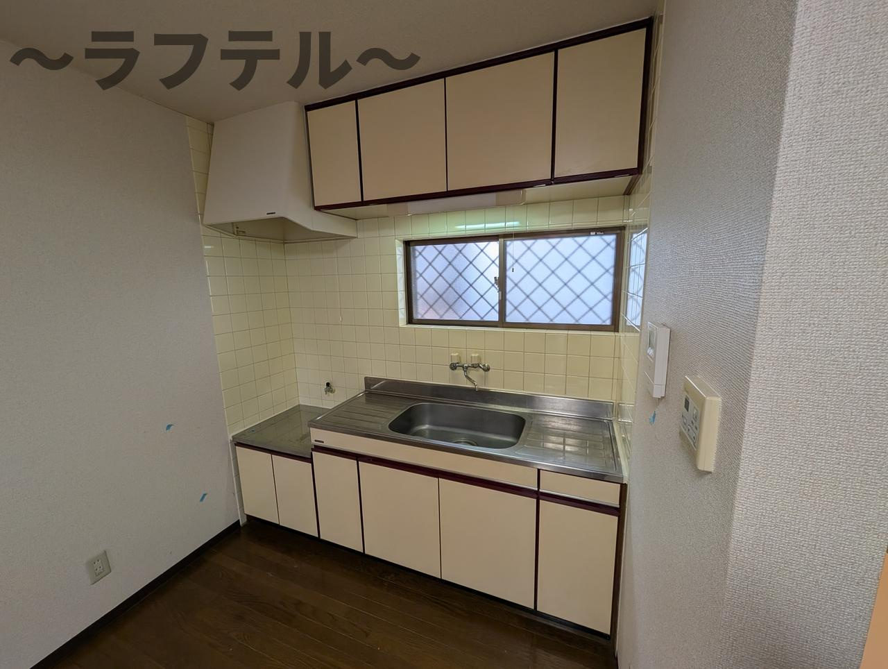 所沢市東狭山ケ丘２丁目のアパートのキッチン