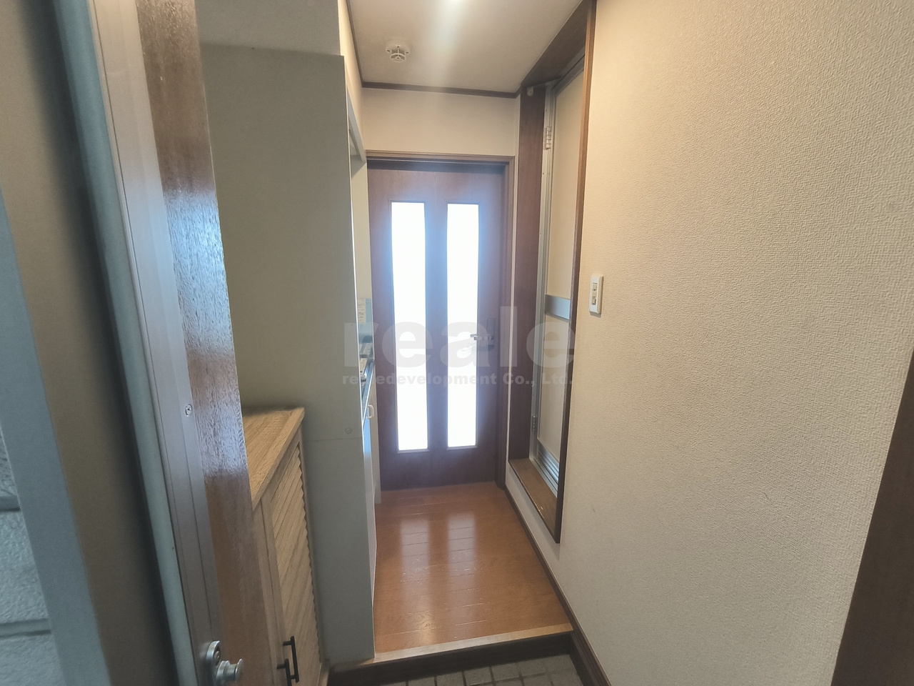 杉並区西荻北２丁目のアパートの玄関