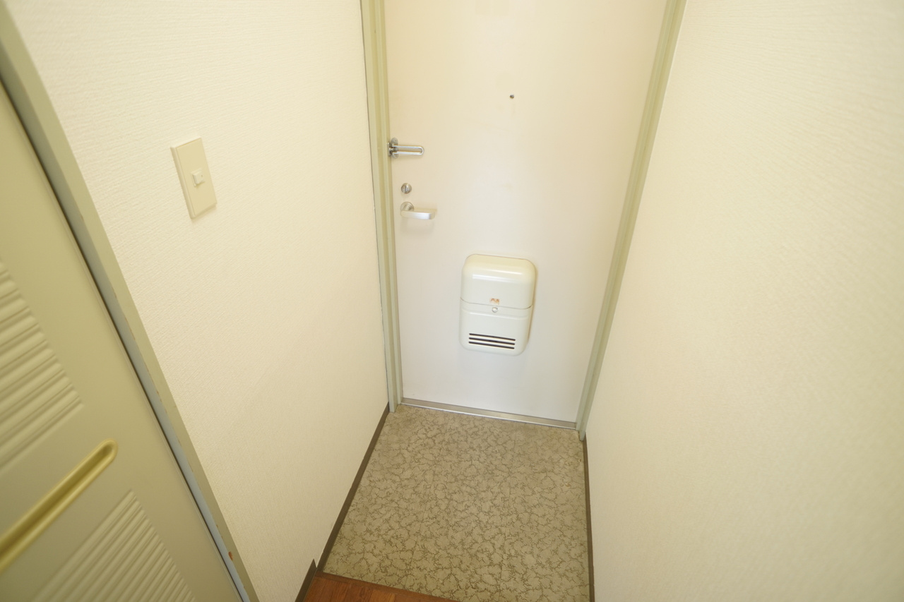 ＳＫＹマンションの玄関
