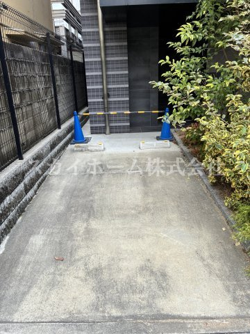 SPコート大阪城東の駐車場