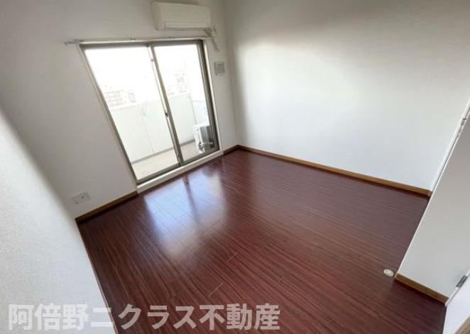 フェアリーコートあびこの居間・リビング|内装は同建物の参考写真です。