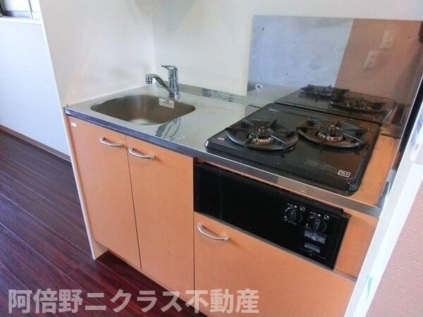 フェアリーコートあびこのキッチン|内装は同建物の参考写真です。