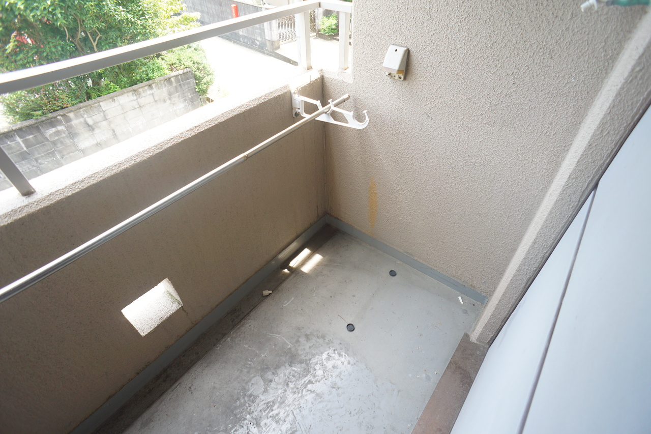 サンハイツ新大宮のバルコニー