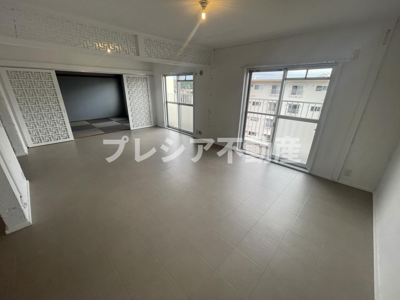青山台住宅60号棟のロビー