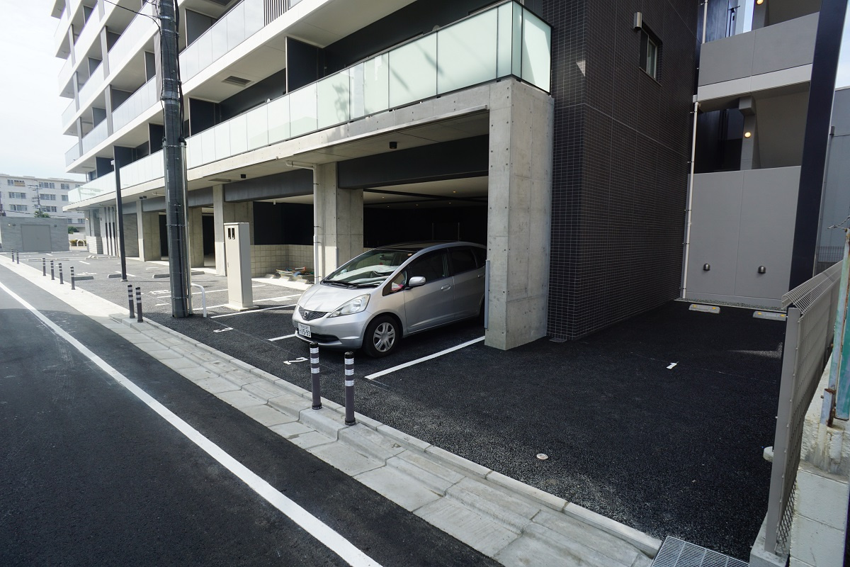 アートスクエア新大宮の駐車場