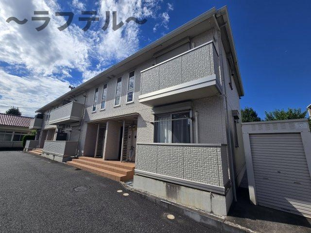 ヴェラハイツ神明の外観