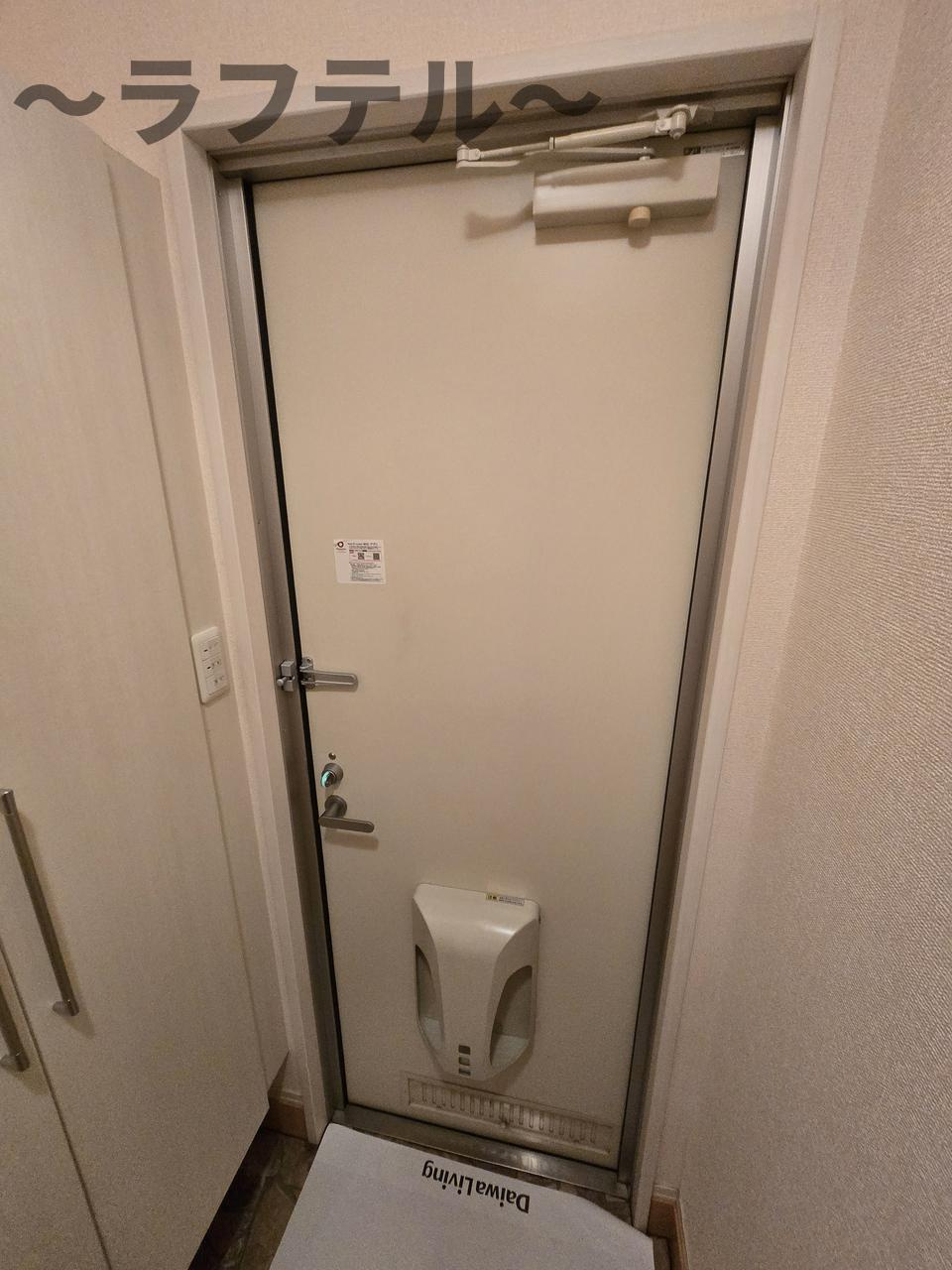 ヴェラハイツ神明の玄関