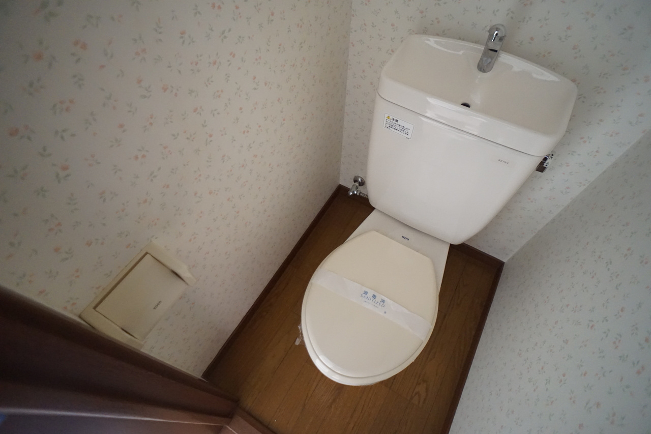 メゾンレイ天理のトイレ