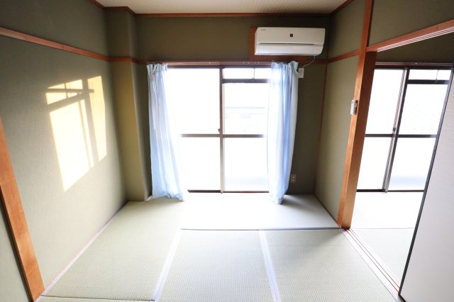 ハイツヨネダの和室