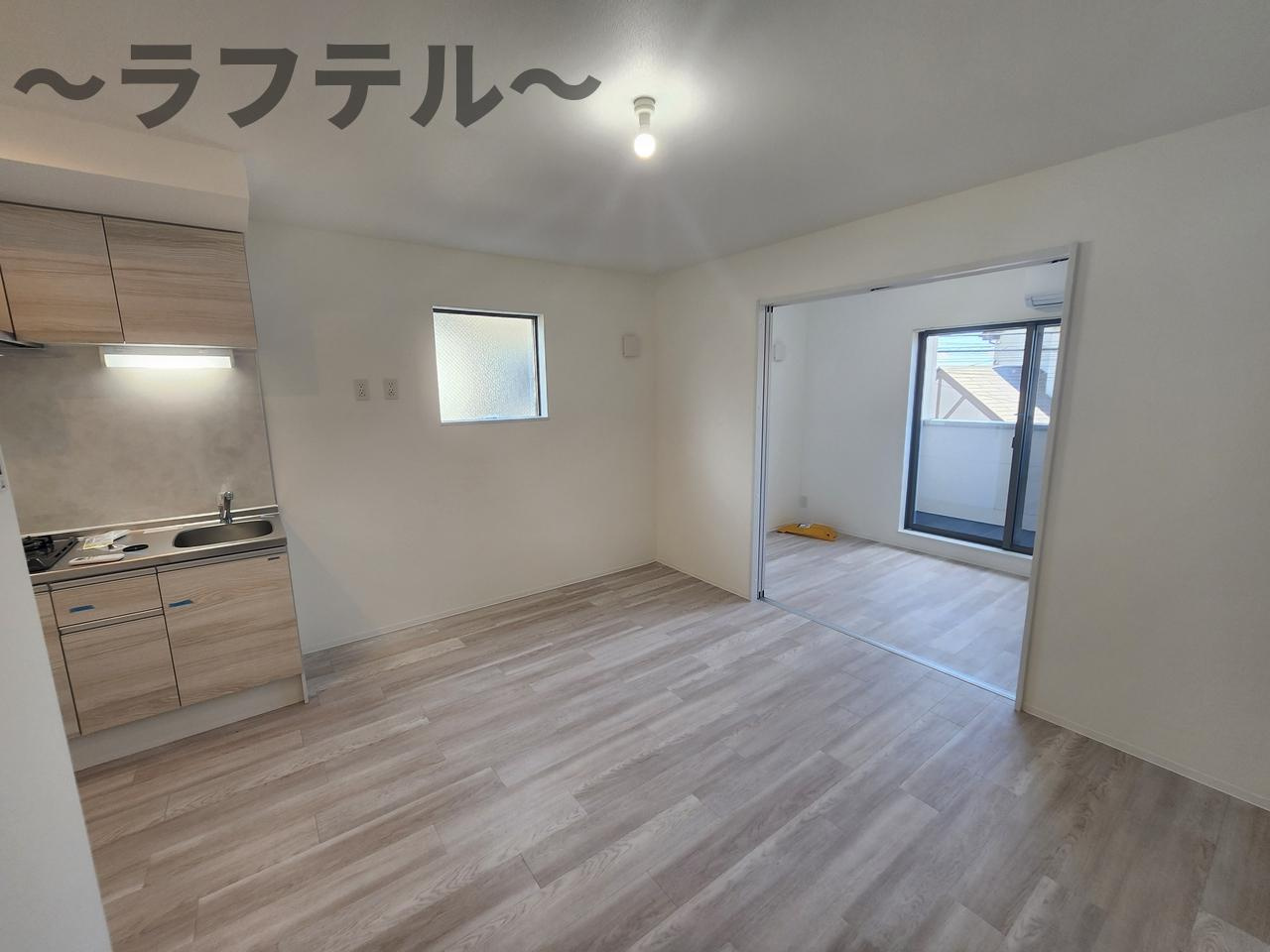 ジーメゾン狭山入間川レストの居間・リビング|別部屋イメージ写真
