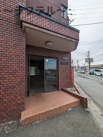 煉瓦館トワゾーのエントランス