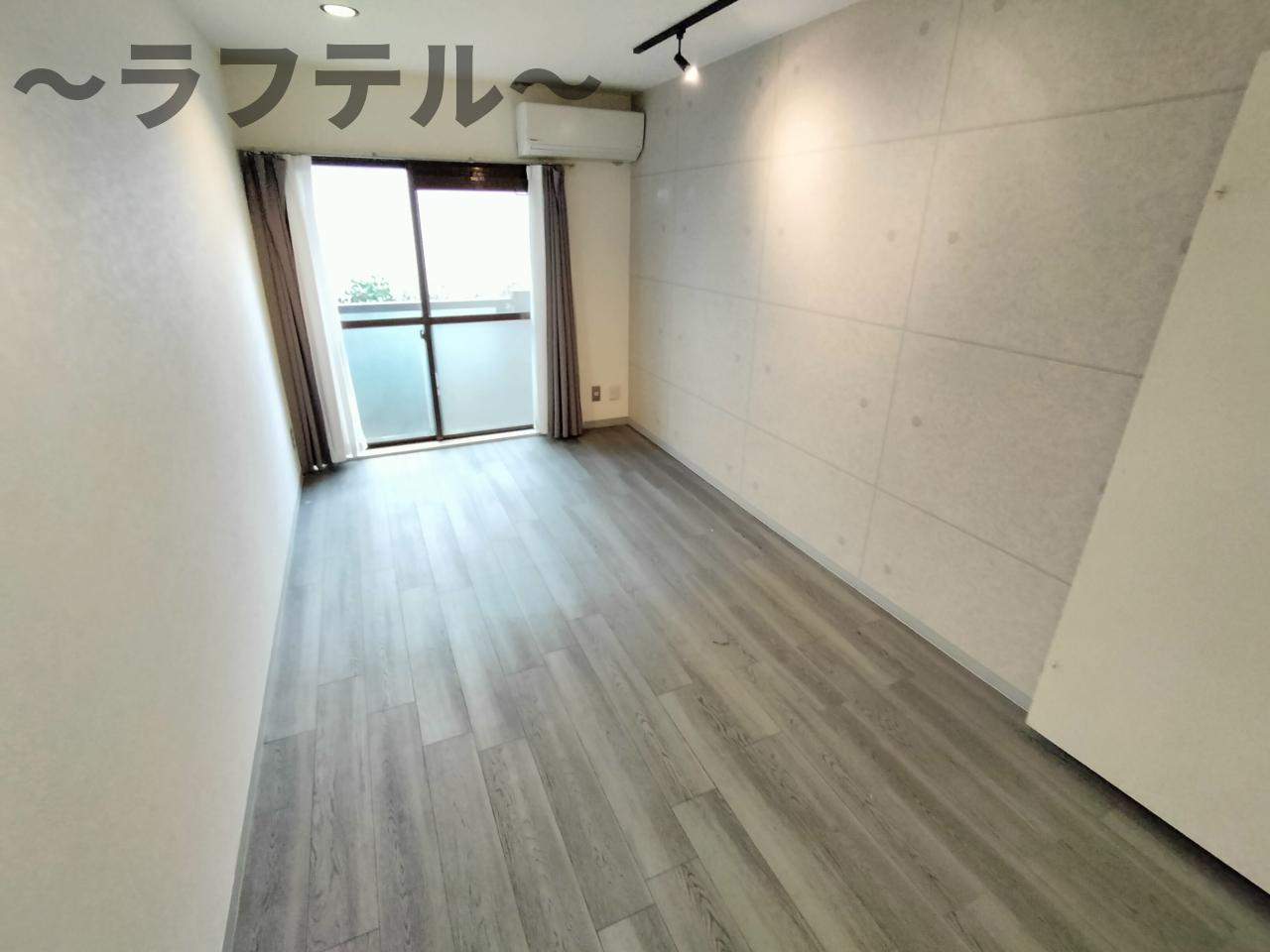 煉瓦館トワゾーの居間・リビング|別部屋イメージ写真