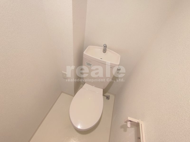 練馬区関町南４丁目の賃貸マンションのトイレ