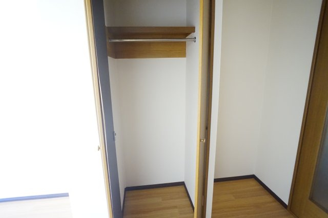 聖和ハイツ生駒の玄関