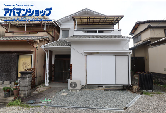 新町戸建の外観