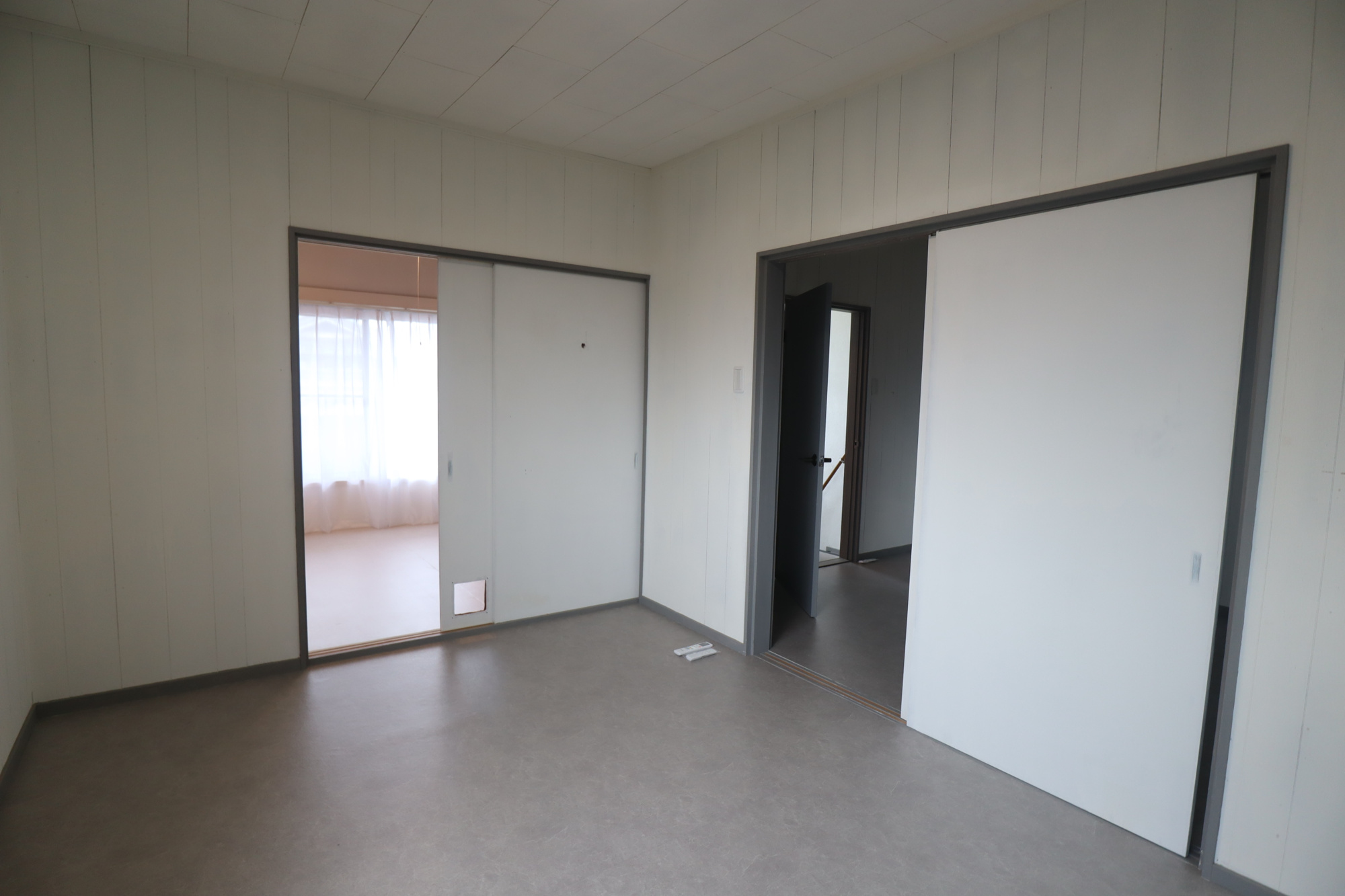 新町戸建の居間・リビング