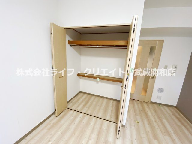 プレスティージュの収納|別号室の参考写真です。
