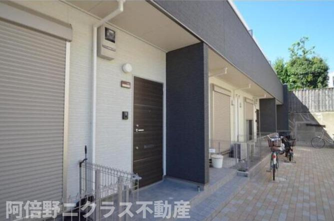 フォレストメゾン帝塚山のエントランス