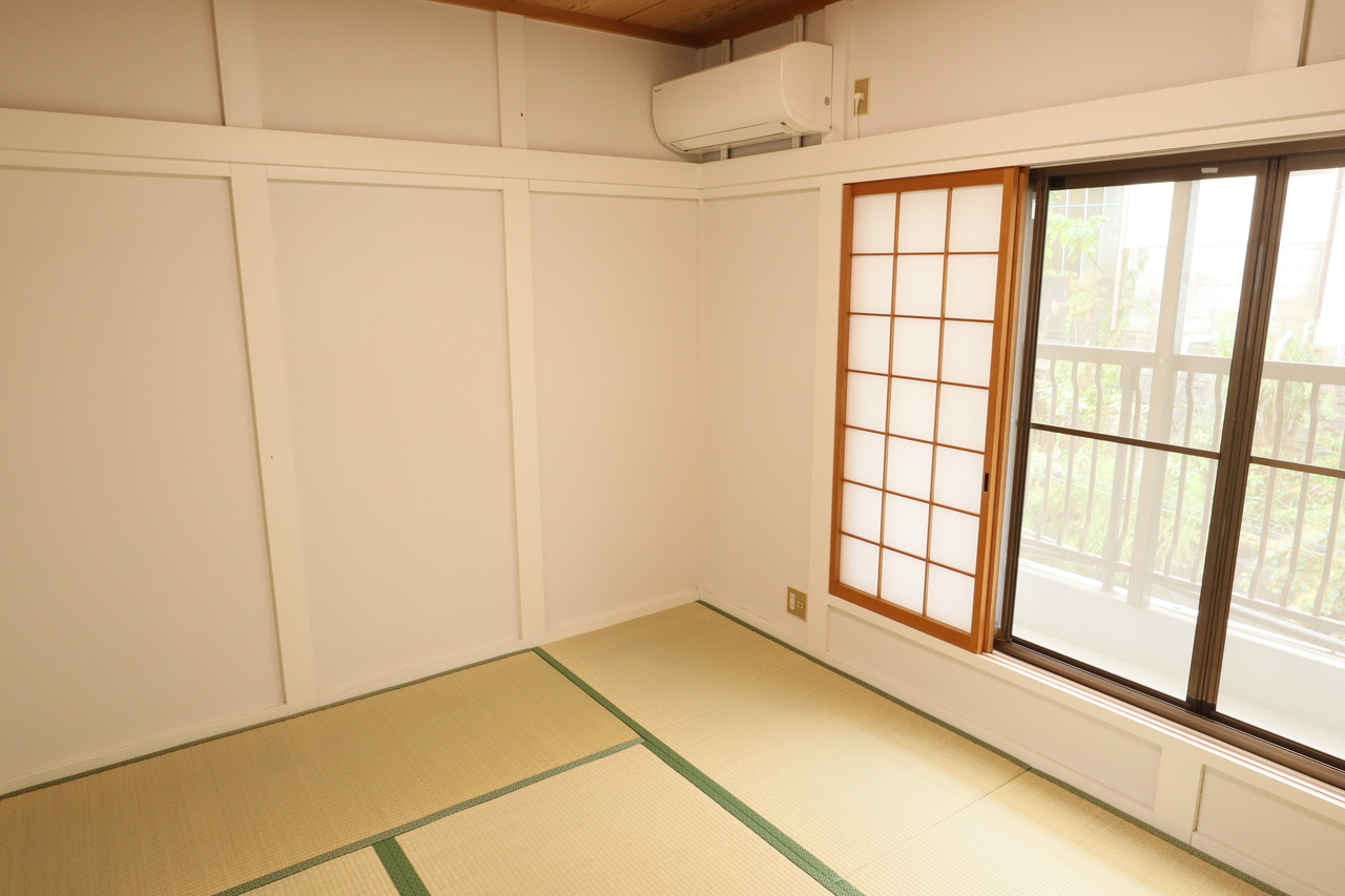 生駒市北新町の一戸建ての和室