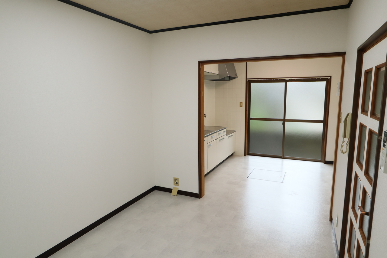 生駒市北新町の一戸建ての洋室