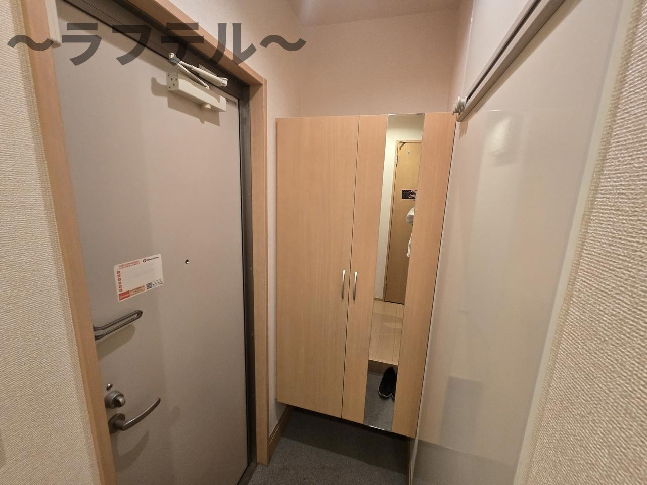 カーサリリオの玄関