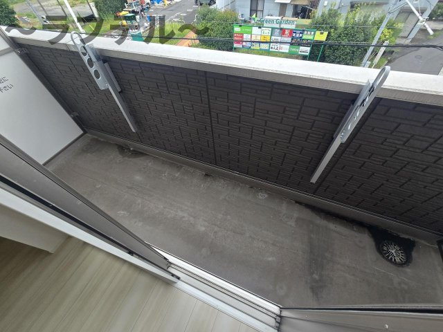 プレミールのバルコニー|別部屋イメージ写真