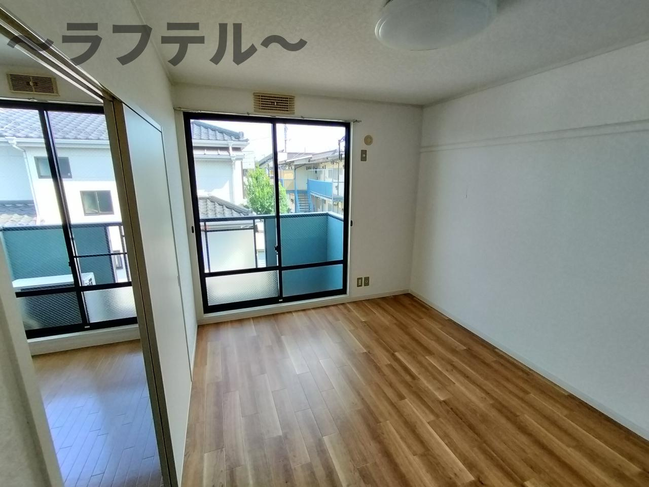 グリーンハイツの寝室|別部屋イメージ写真