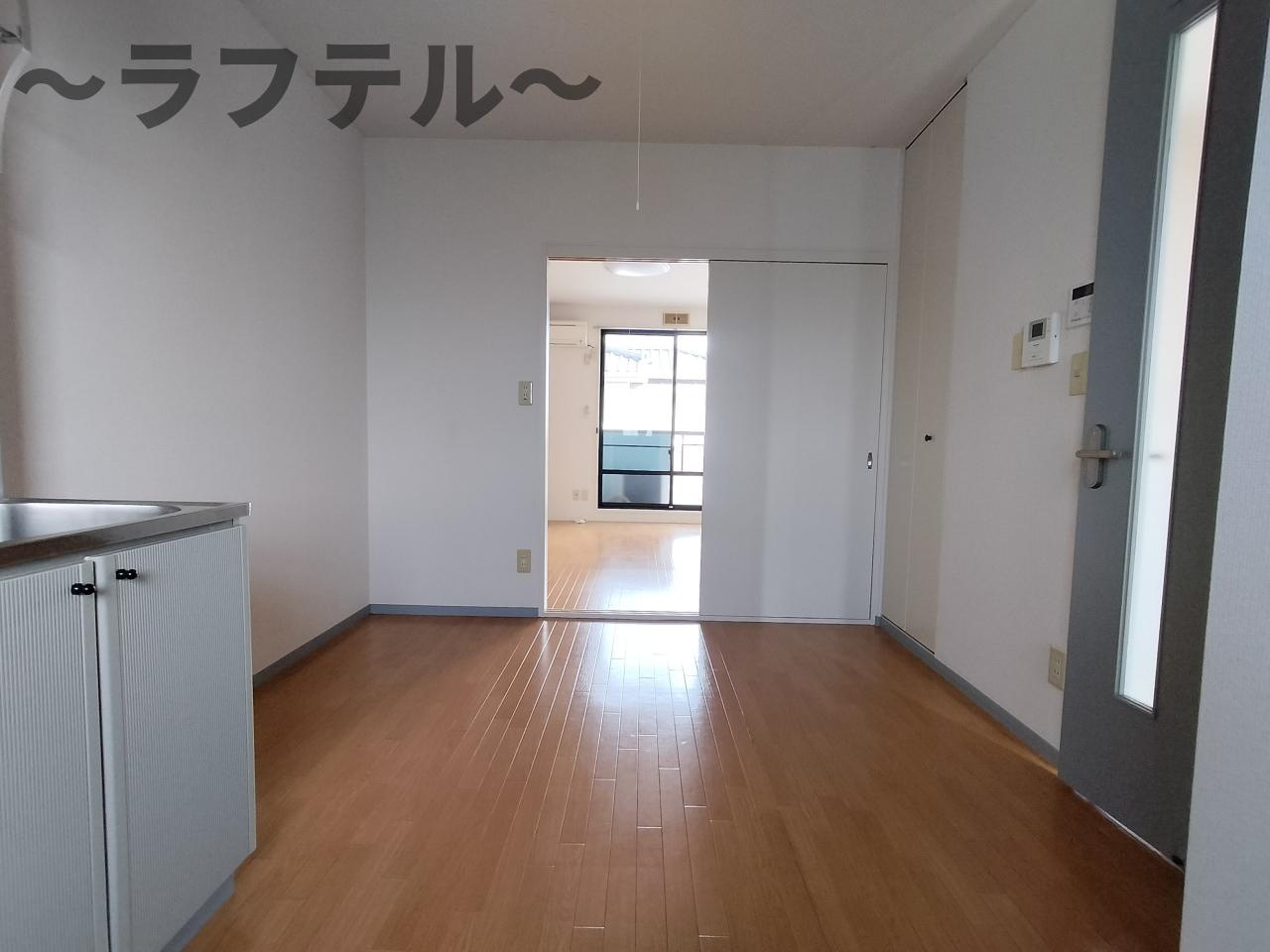 グリーンハイツの居間・リビング|別部屋イメージ写真