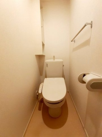 ワンオフティのトイレ|コンパクトで使いやすいトイレです