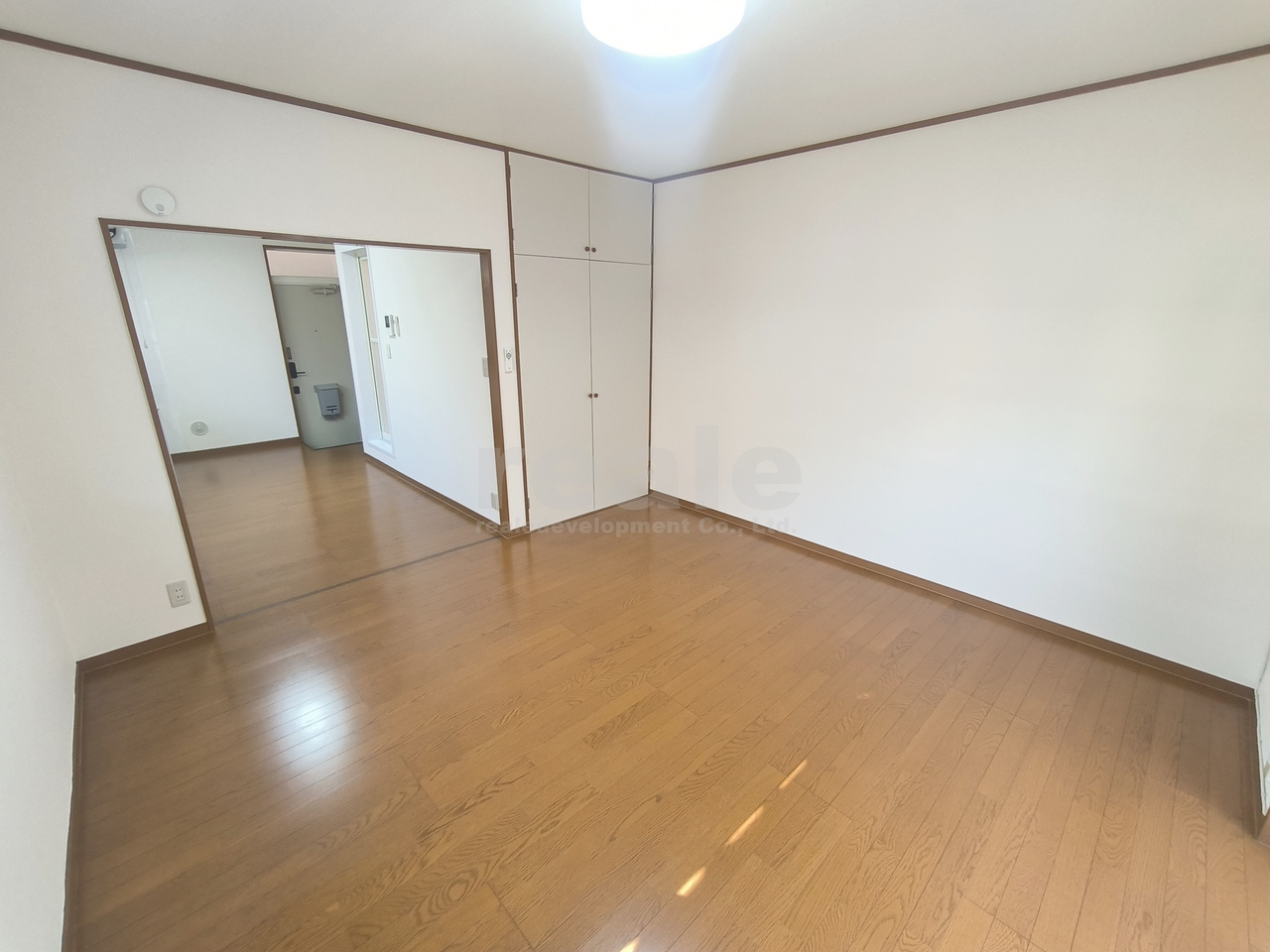 武蔵野市吉祥寺本町３丁目のアパートの洋室