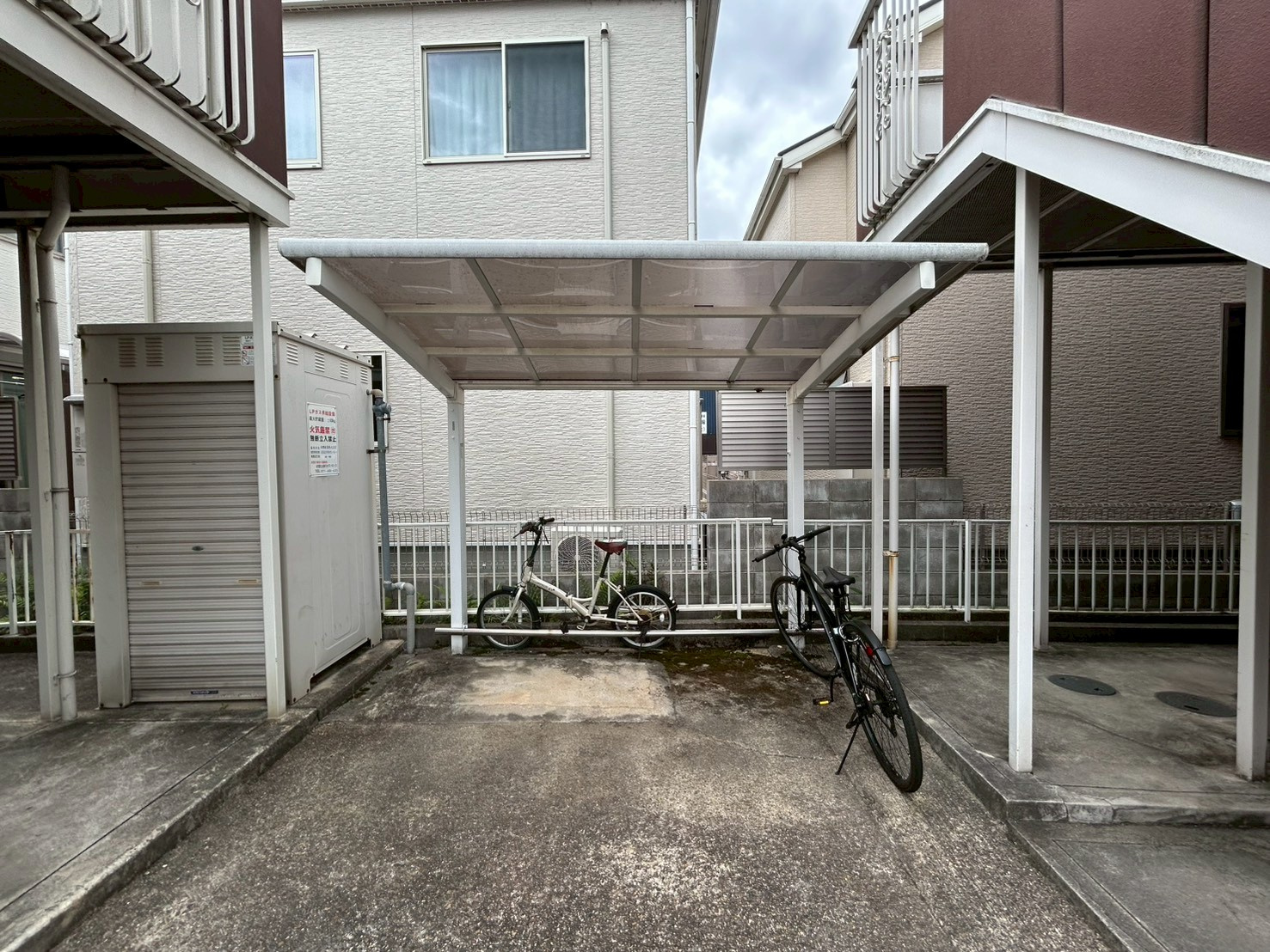 エクセルハイツＡ棟のエントランス