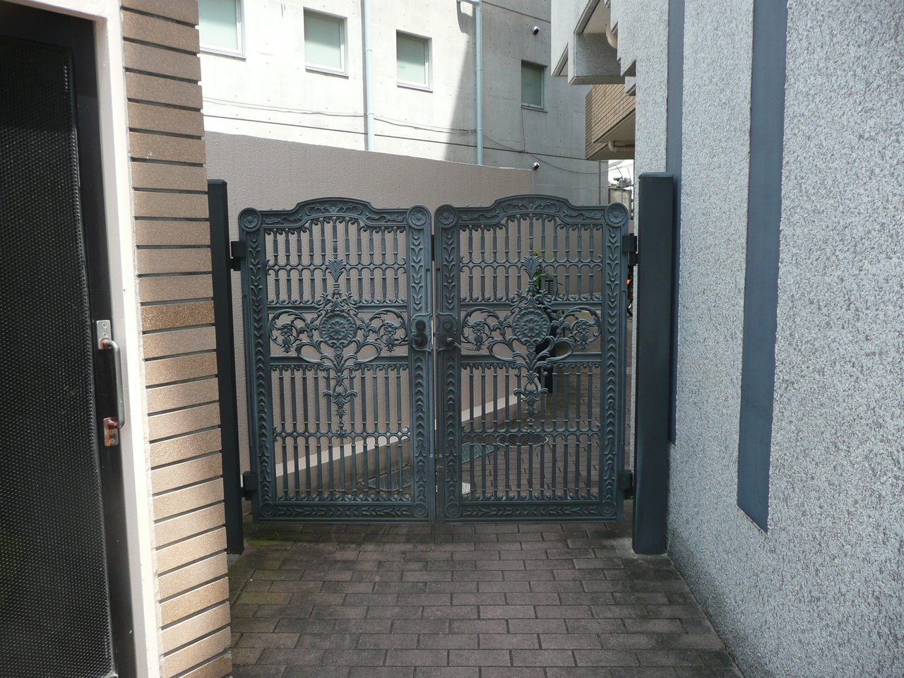 フェンテ武庫之荘のその他共用部分|門扉