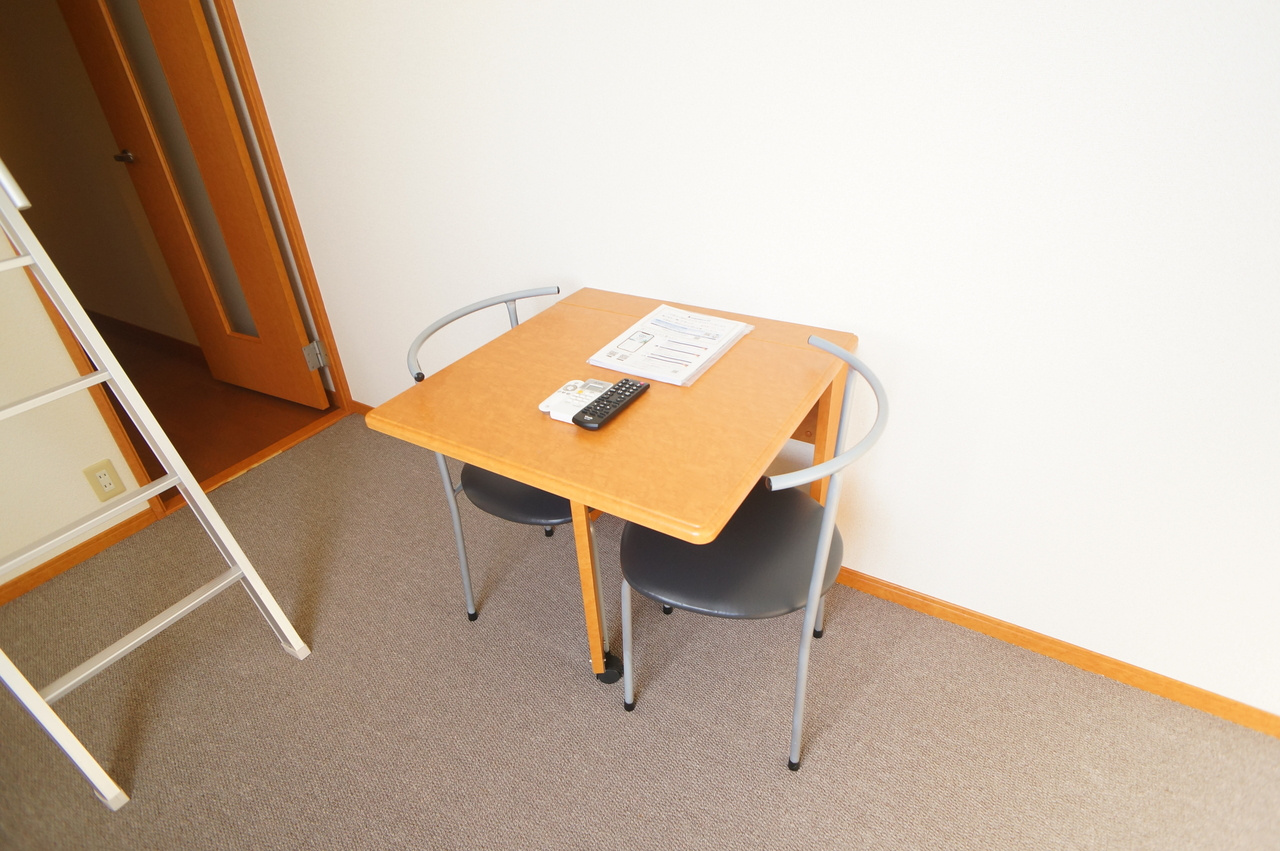 レオパレスAdvance富雄の内装