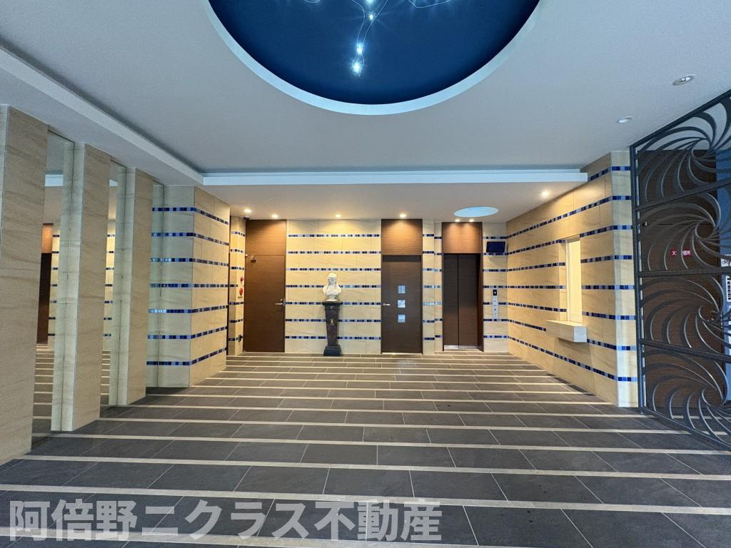 セイワパレス玉造駅前のロビー