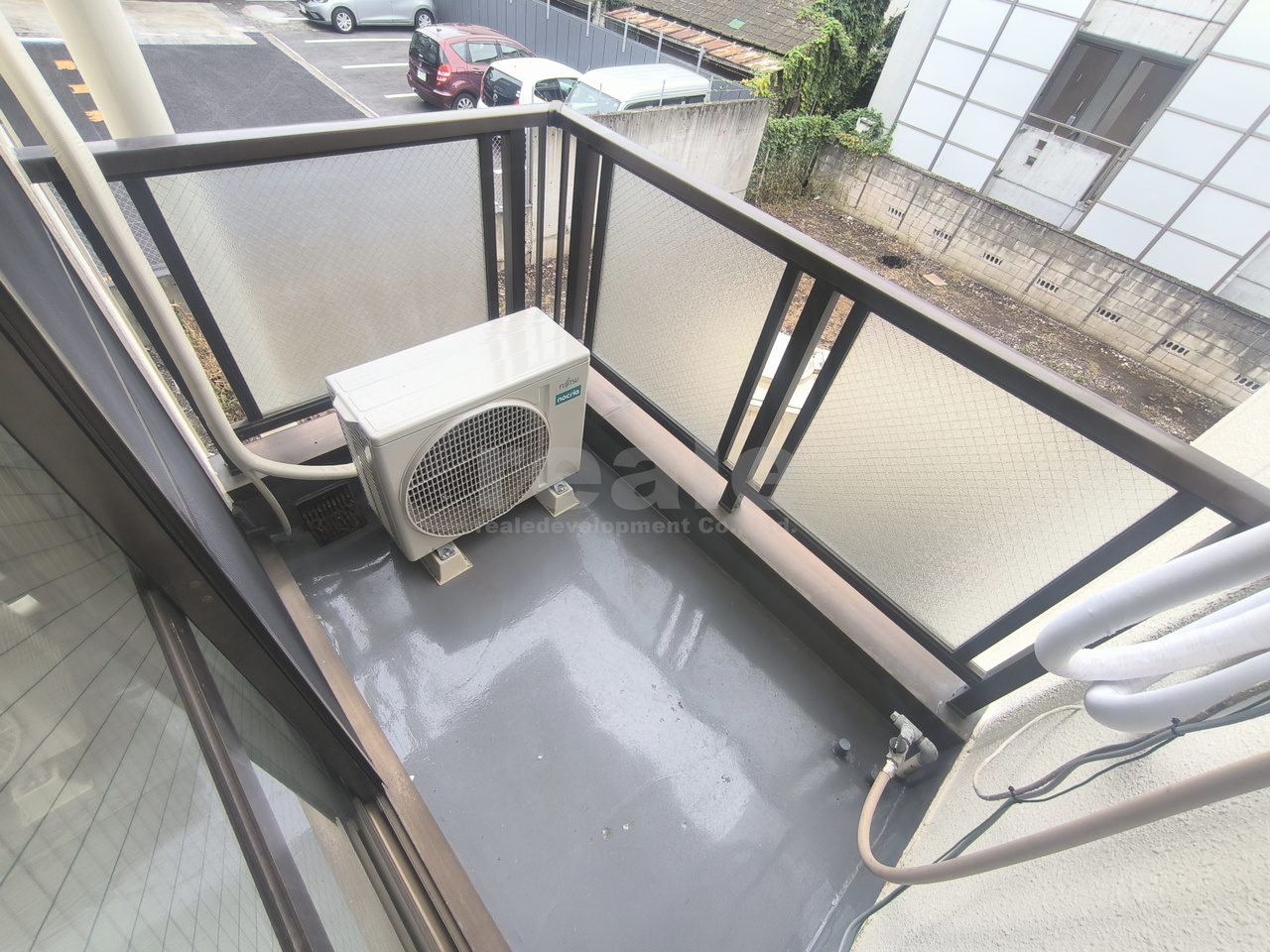 武蔵野市吉祥寺南町１丁目の賃貸マンションのバルコニー