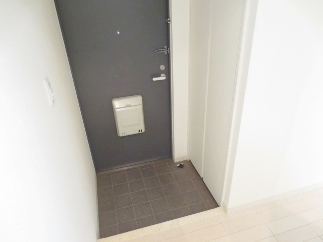 URBAN　SELECT　MUSASHIURAWAの玄関