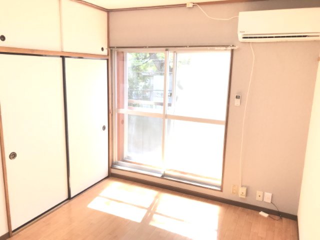 SAKURA GARDENの洋室|コンパクトで使いやすい洋室です