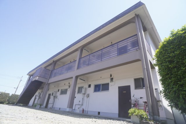 平井マンションの外観